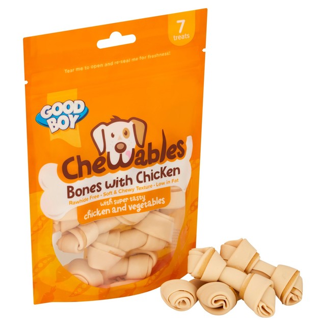 Good Boy Chewables dog treats with chicken mini bones, UK version