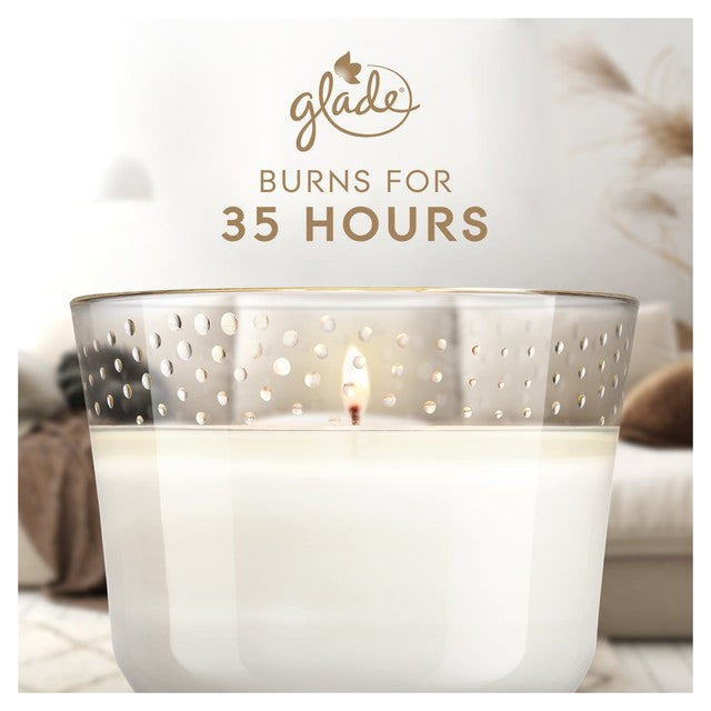 Glade Clean Linen scented candle 204g, UK version