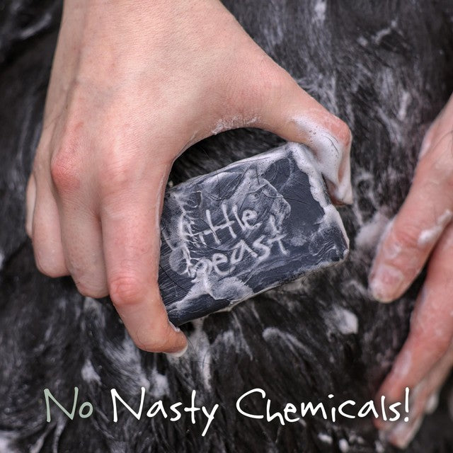Little Beast dog shampoo bar 100g, UK version