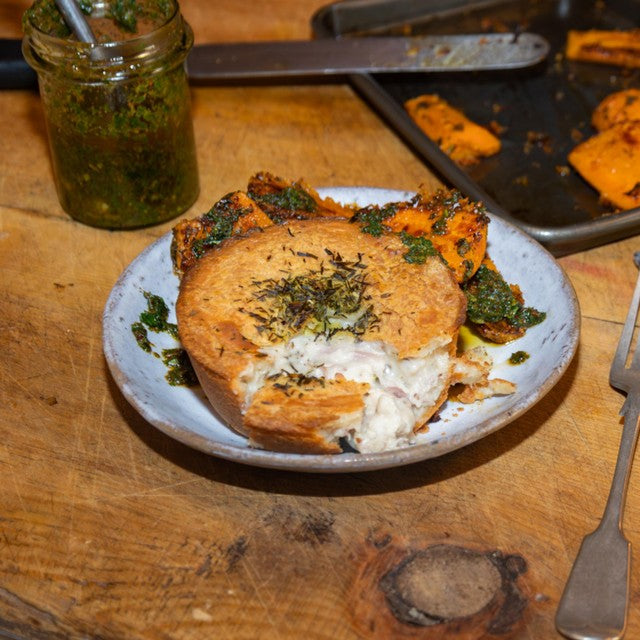 Pieminister gluten free chicken ham leek pie 260g, imported from the UK