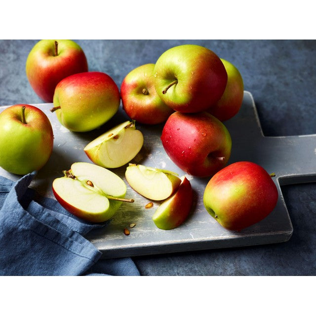 M&S British Jazz Apples 4 per pack, imported from the UK