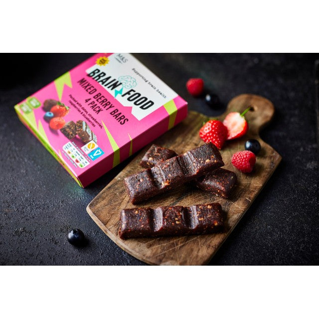 M&S Mixed Berry Bars 4 x 35g, imported from the UK