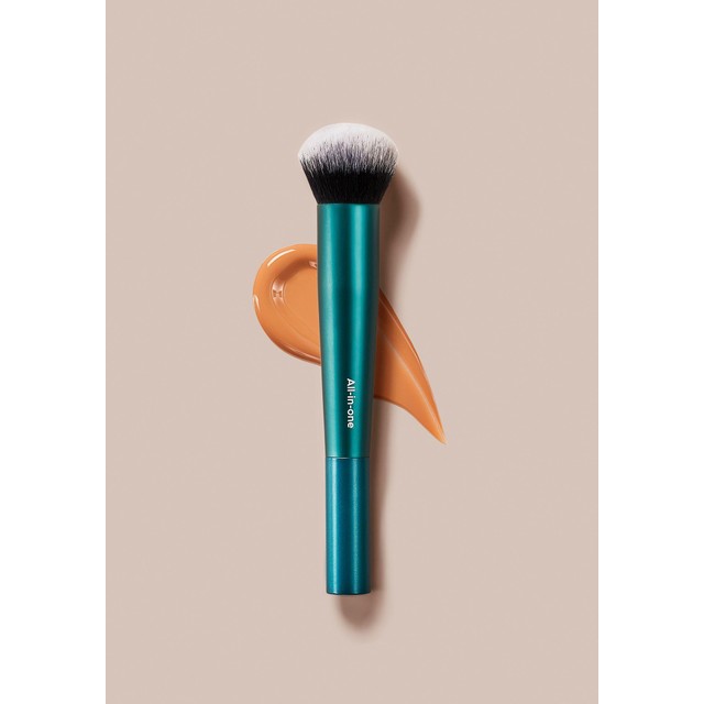 Truyu Ultimate Face Brush for foundation makeup, UK version