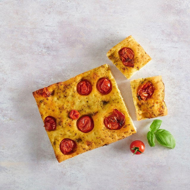 Dell' Ugo focaccia cherry tomato basil pesto 210g - British product