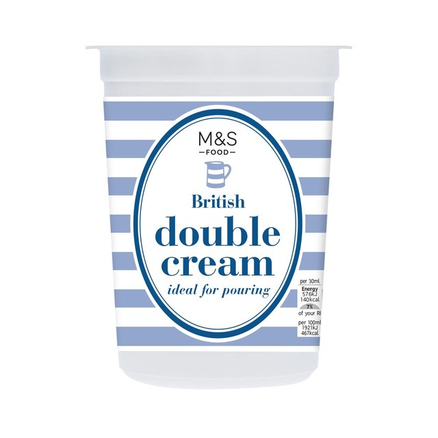 Crème double britannique M&S en pot de 600 ml, importée du Royaume-Uni
