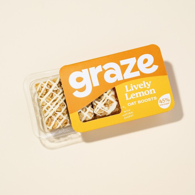 Graze Lively Lemon flapjack 50g, UK version