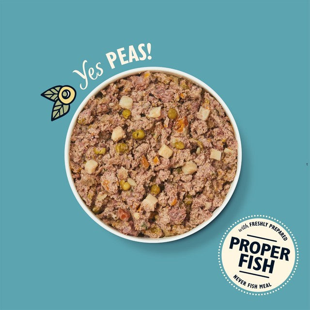 Lily's Kitchen Fishy Fish Pie with Peas wet dog food 400g, UK version