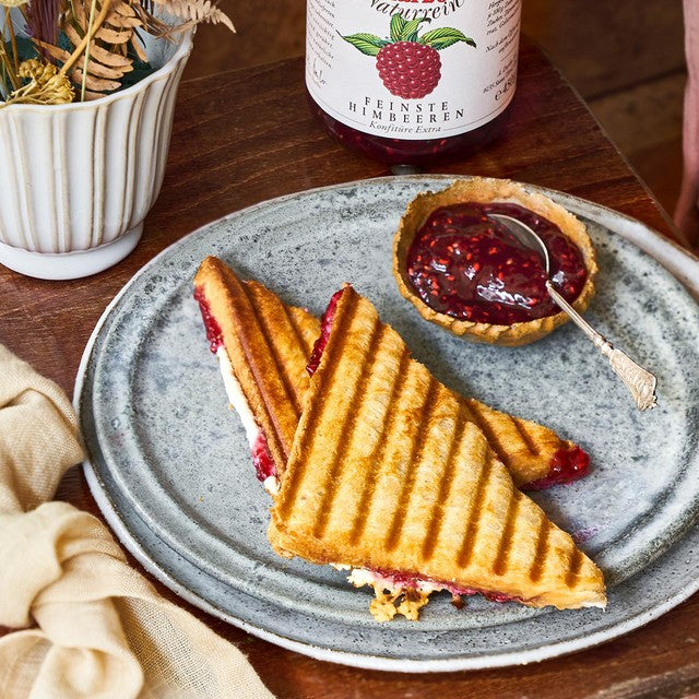 Darbo Raspberry Jam 70% Fruit 200g - British product
