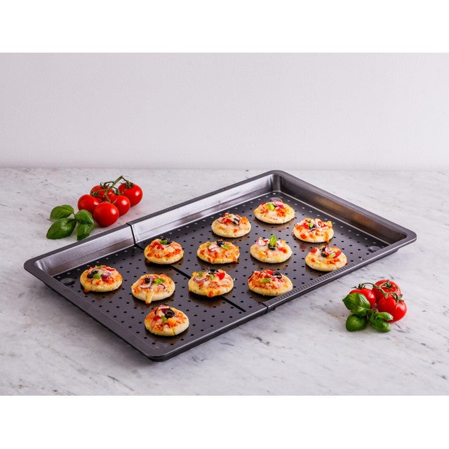 Pyrex crisper extendable baking tray 34-49cm x 30cm, imported from the UK