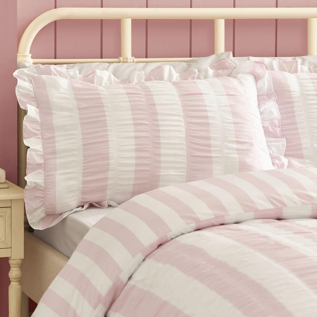 Catherine Lansfield seersucker frill duvet set super king, UK version