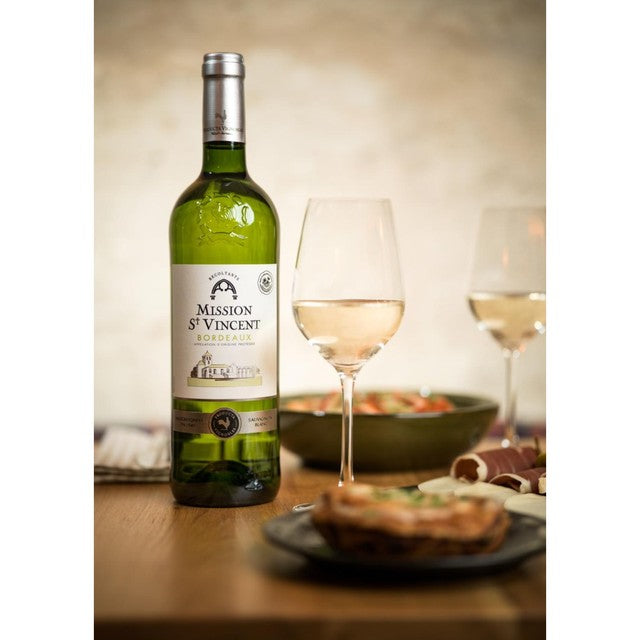 Saint Vincent Bordeaux Blanc white wine 75cl, imported from the UK