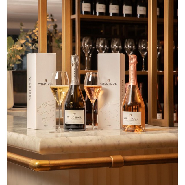Wild Idol alcohol-free sparkling rosé wine 75cl (British brand)