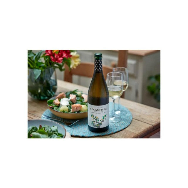 La Miranda Secastilla Garnacha Blanca white wine 75cl (British brand)