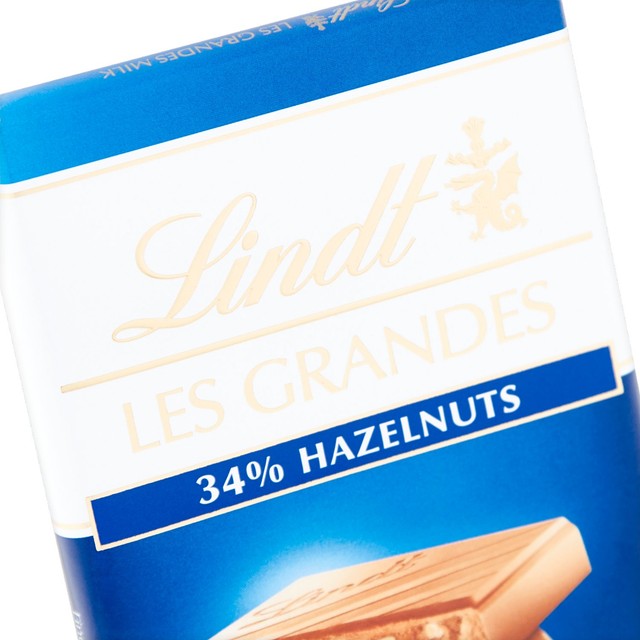 Lindt Les Grandes Hazelnuts Milk Chocolate Bar 150g, UK version