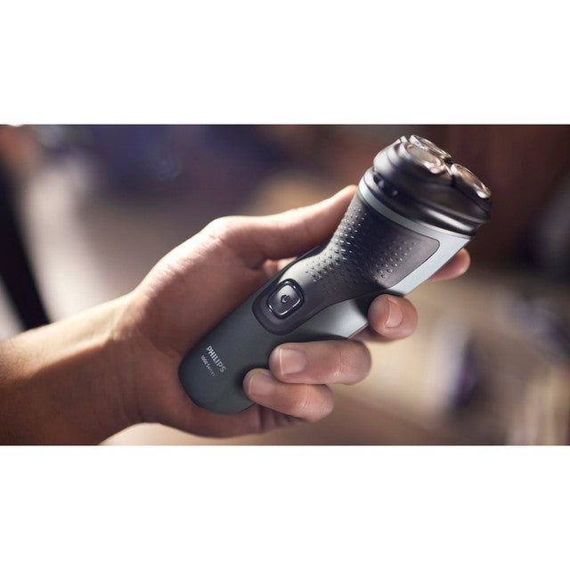 Philips electric shaver Series 1000 with 4D Flex Heads, imported from the UK