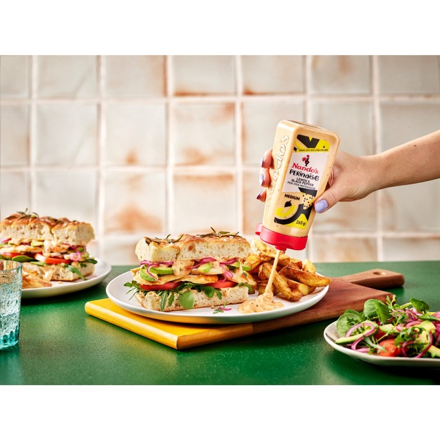 Nando's PERinaise Lemon & Black Pepper flavoured mayonnaise 265g, imported from the UK