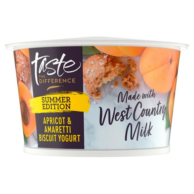 Apricot Amaretti Biscuit Yogurt with Biscuit Pieces 150g