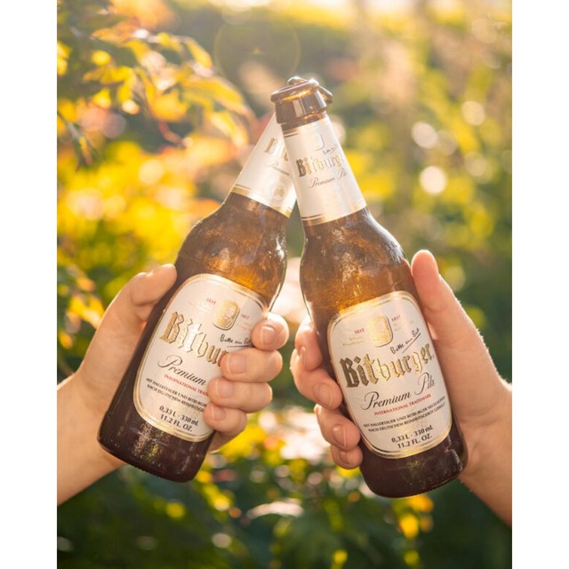 Bitburger Premium Pils beer 12 x 330ml - British product