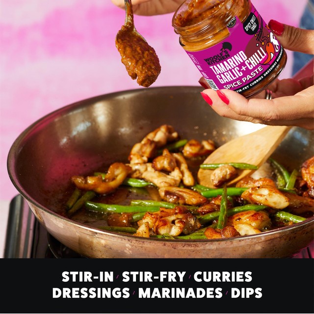 The Woolf's Kitchen tamarind, garlic and chilli spice paste 190g (British brand)