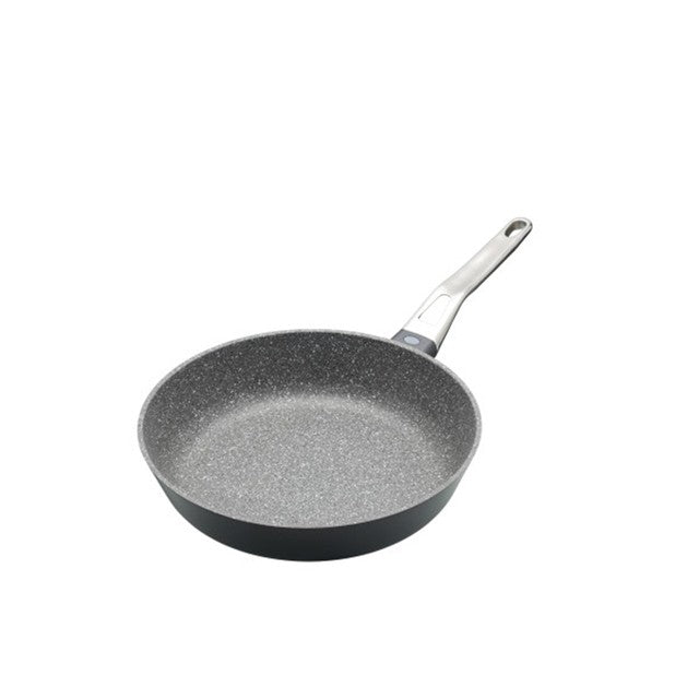 MasterClass cast aluminium frying pan with induction base 26cm, imported from the UK