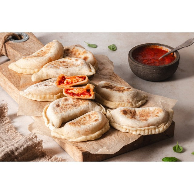 Mutti Tomato & Basil Pasta Sauce 400g, imported from the UK