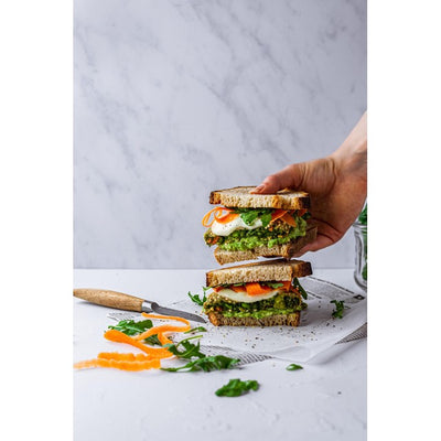 M&S Strong Roots برجر كالي وكينوا نباتي مجمد 300 جم - اشترِ عبر الإنترنت من McGrocer