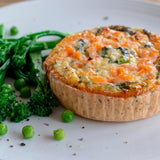Higgidy Smoked Salmon Spinach Quiche 155g, UK version