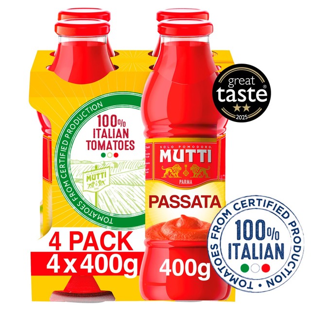 Mutti Classic Italian Tomato Passata 4 x 400g, imported from the UK