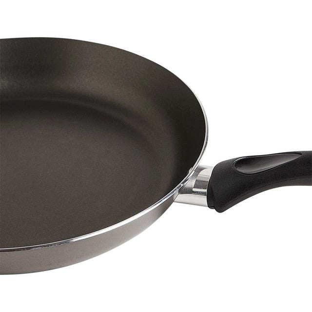M&S aluminium frying pan set 20cm and 28cm, non-stick - British product