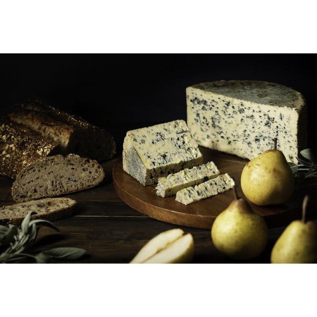 Entremont Bleu d'Auvergne cheese 125g - British product