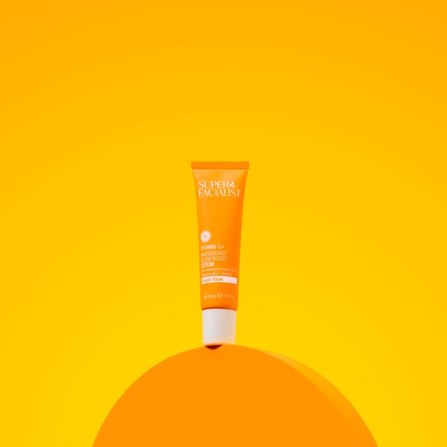 Super Facialist Vitamin C Glow Boosting face serum 30ml (British brand)