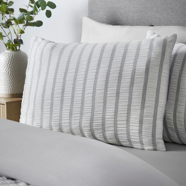 Catherine Lansfield seersucker stripe king duvet set (British brand)