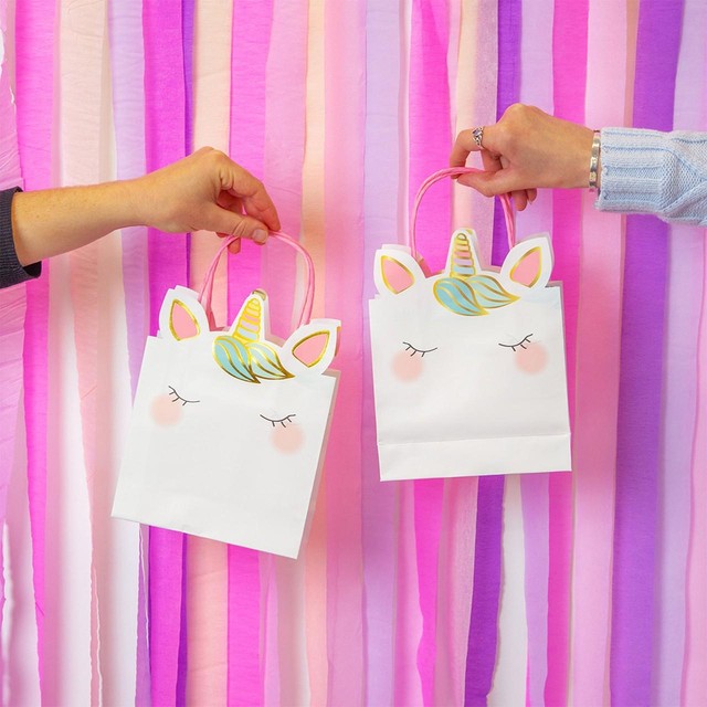 Talking Tables unicorn party bags (British brand)
