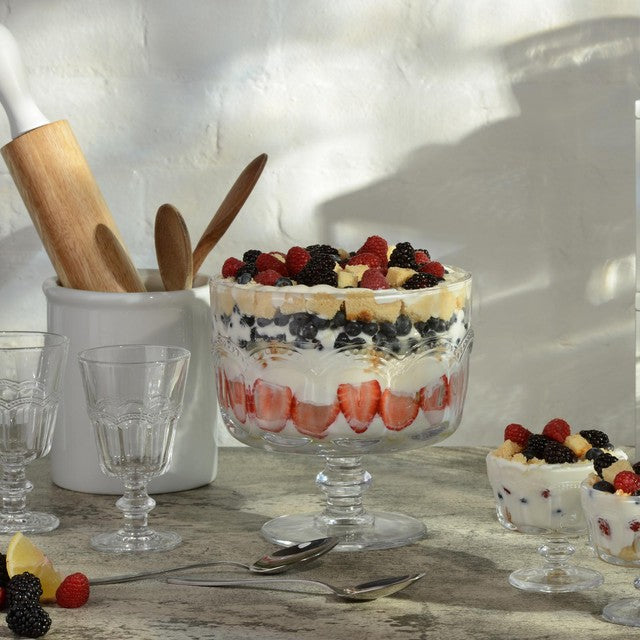 DRH Collection glass trifle bowl 285cl, imported from the UK