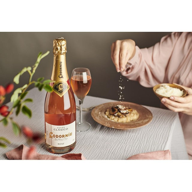 Codorniu Rose Cava 75cl - British product