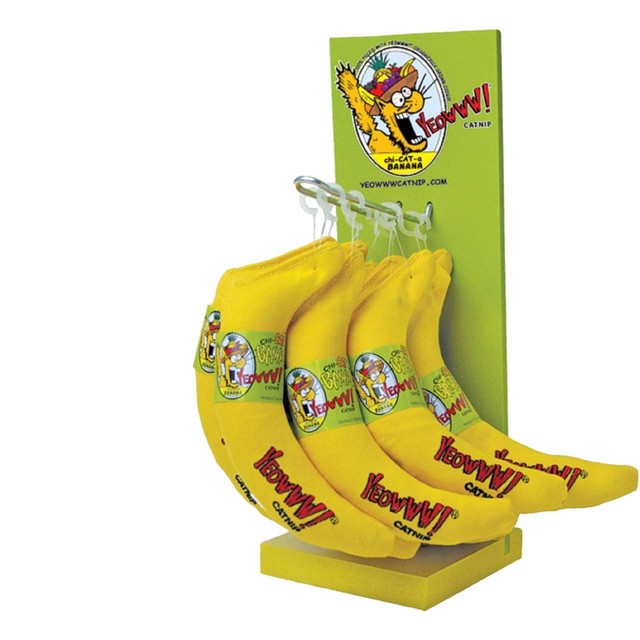 Yeowww catnip bananas cat toy 7 long (British brand)