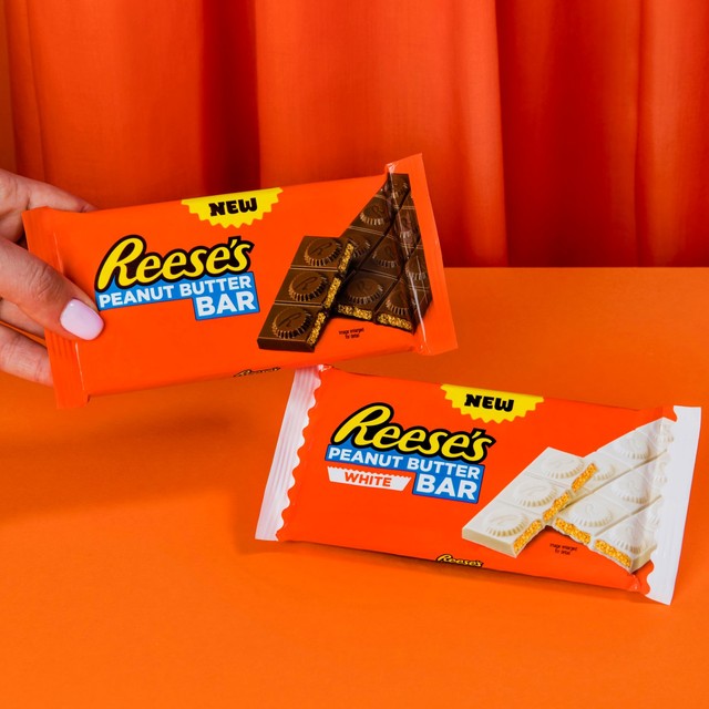 Reese's white chocolate peanut butter bar 90g, imported from the UK
