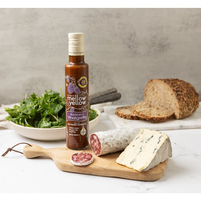 Farringtons Mellow Yellow blackberry vinaigrette 250ml - British product