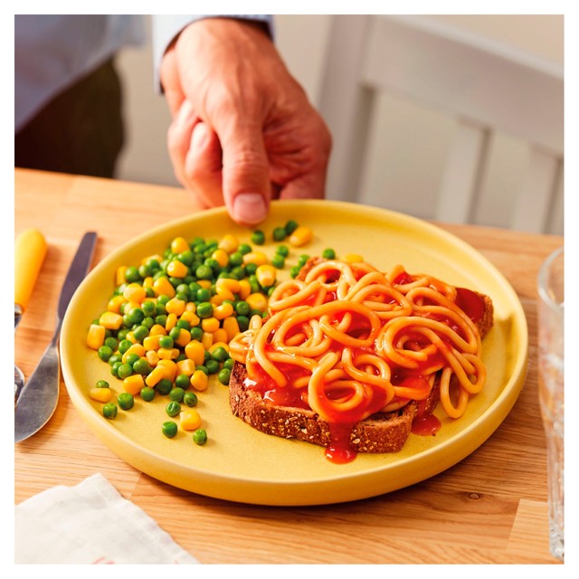 Heinz spaghetti in tomato sauce canned (British brand)