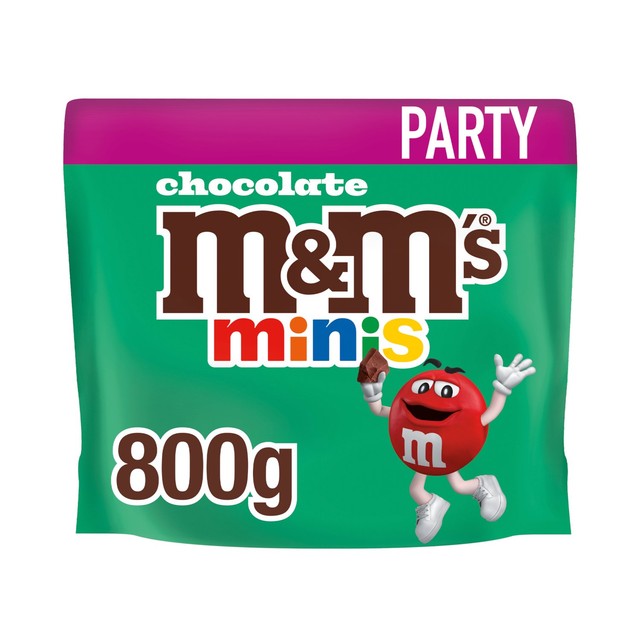 M&M's Milk Chocolate Minis Party Mix 800g, imported from the UK