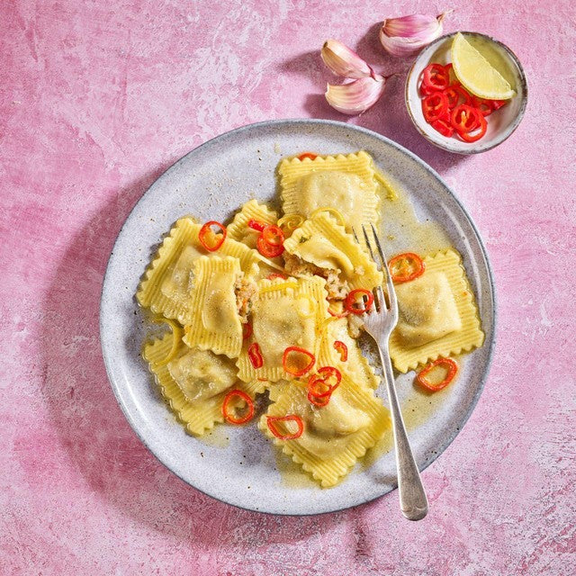 Dell'Ugo prawn garlic ravioli fresh pasta 250g - British product