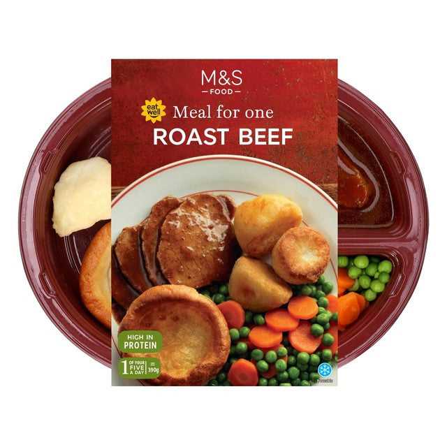 M&S roast beef dinner with Yorkshire pudding 390g, imported from the UK