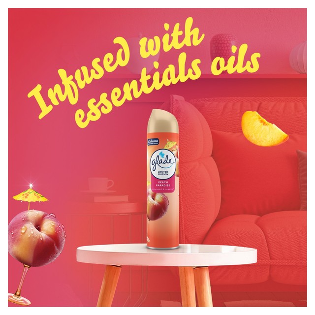 Glade air freshener Peach Paradise, imported from the UK