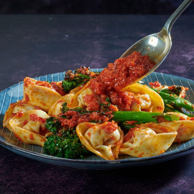 Dell' Ugo red pepper pesto sauce 120g - British product