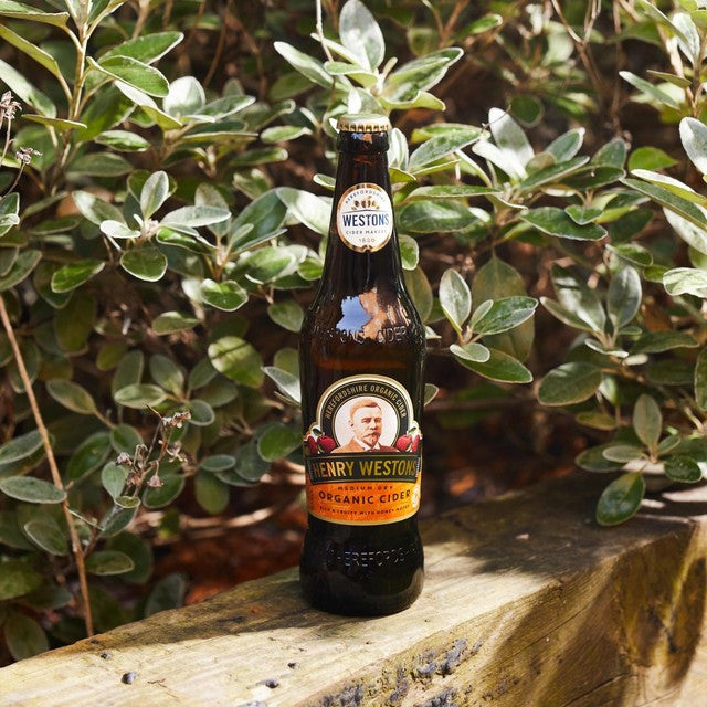 Henry Weston organic medium dry cider 500ml, UK version