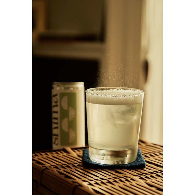 Shima Drinks Lychee & Green Tea Sake Spritz 250ml (British brand)