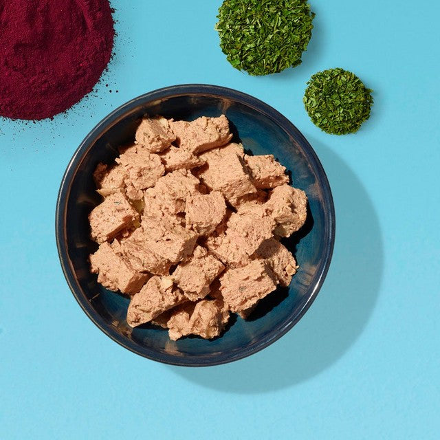 Tails mature dog wet food chicken 150g (British brand)