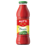 Mutti Tomato and Basil Passata 700g, imported from the UK