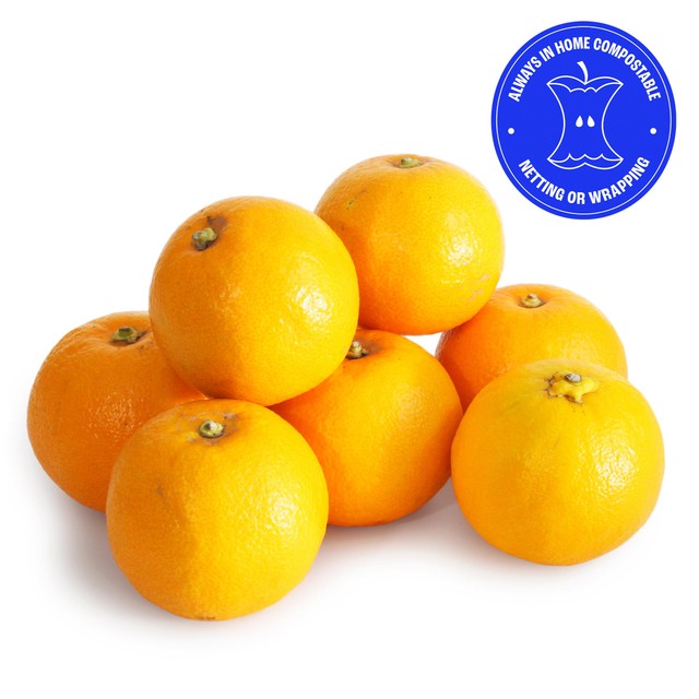 Wholegood wonky oranges 1kg (British brand)