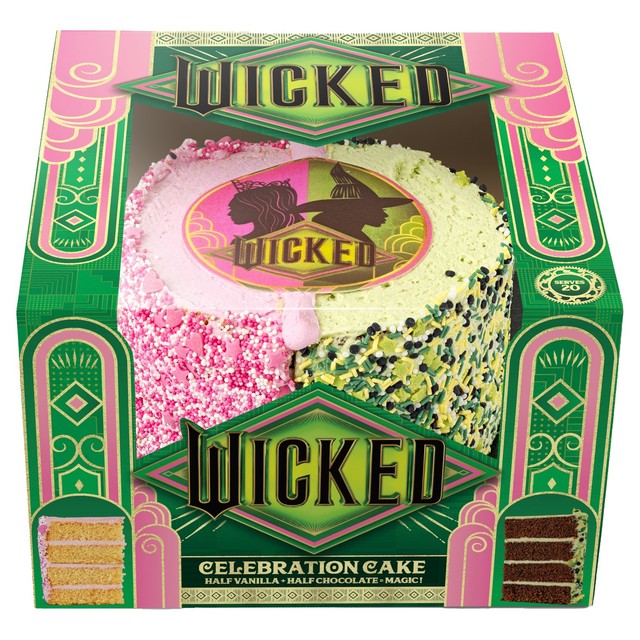 Finsbury Food Group celebration cake vanilla and chocolate flavour 1023g (British brand)